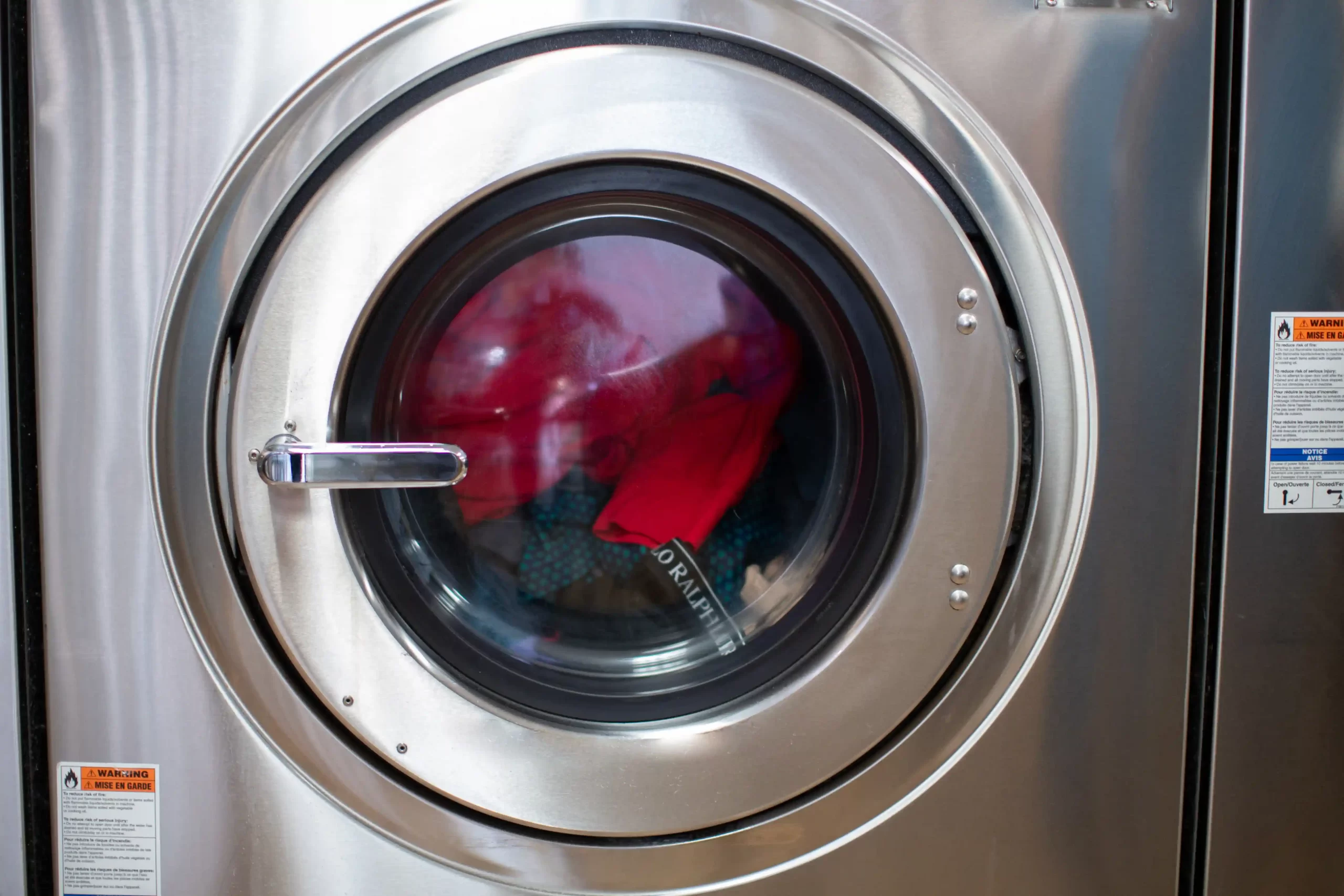 Freshly Folded Laundry Washing Machine -The Best Laundry Service In San Diego