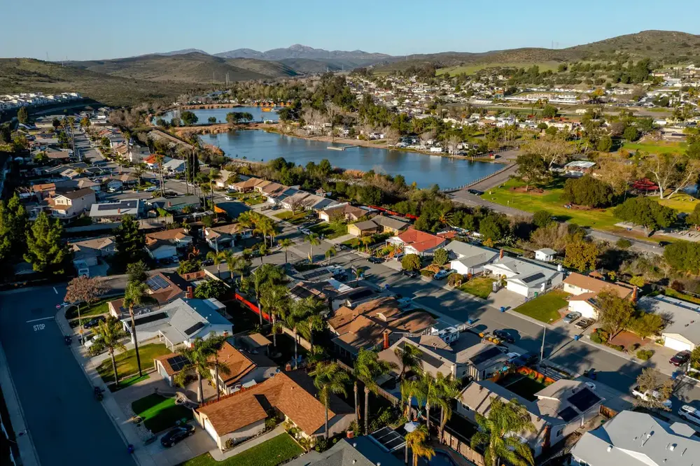 Commercial Laundry in Santee