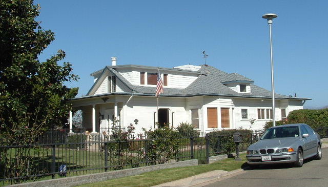 laundry pickup and delivery in Escondido