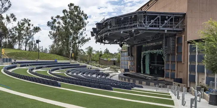 Moonlight Amphitheatre - Professional pressing in Vista