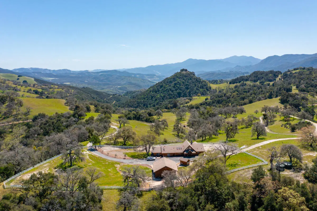 wash and fold in Carmel Valley