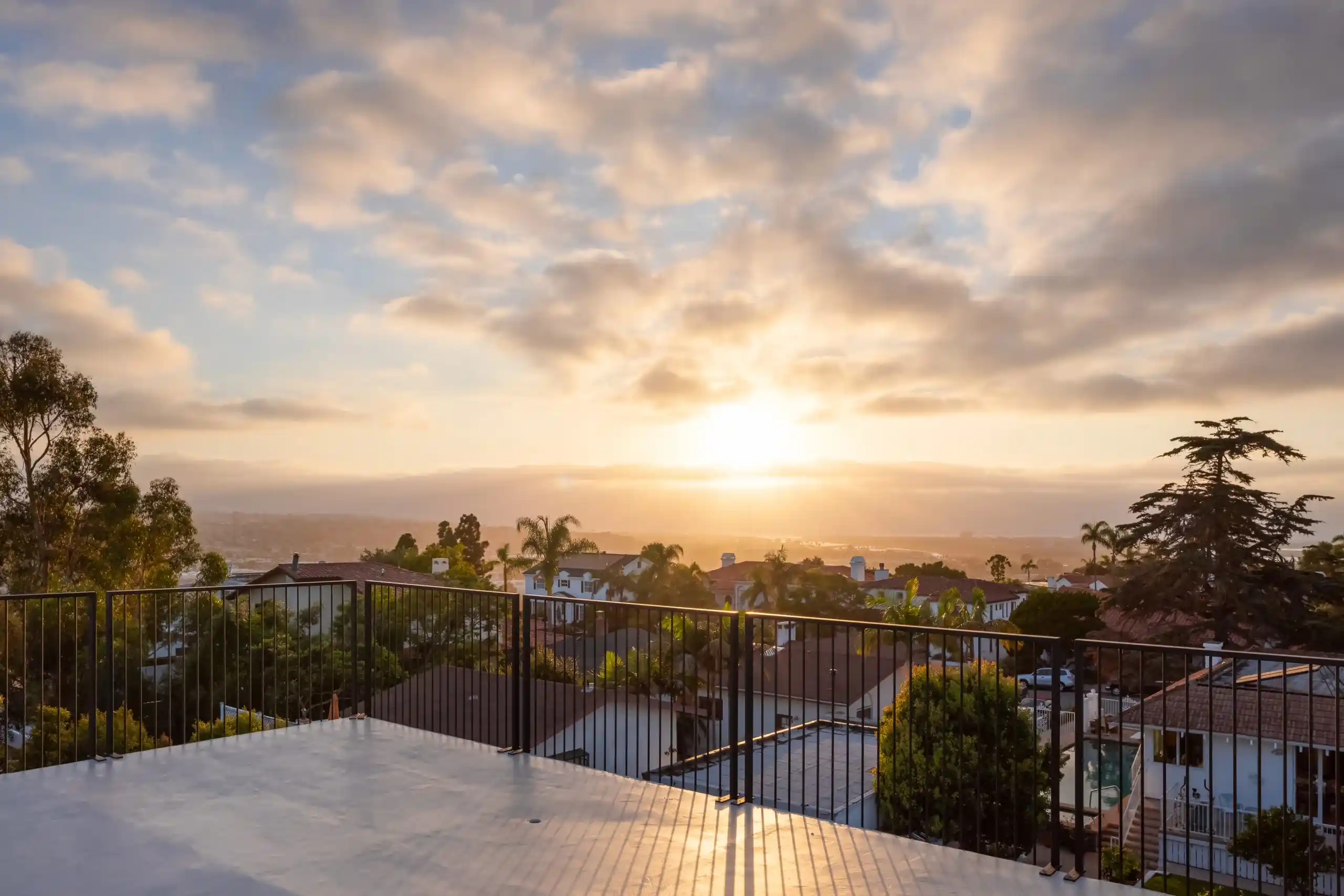 Wash and fold in North Park - A sunset overview