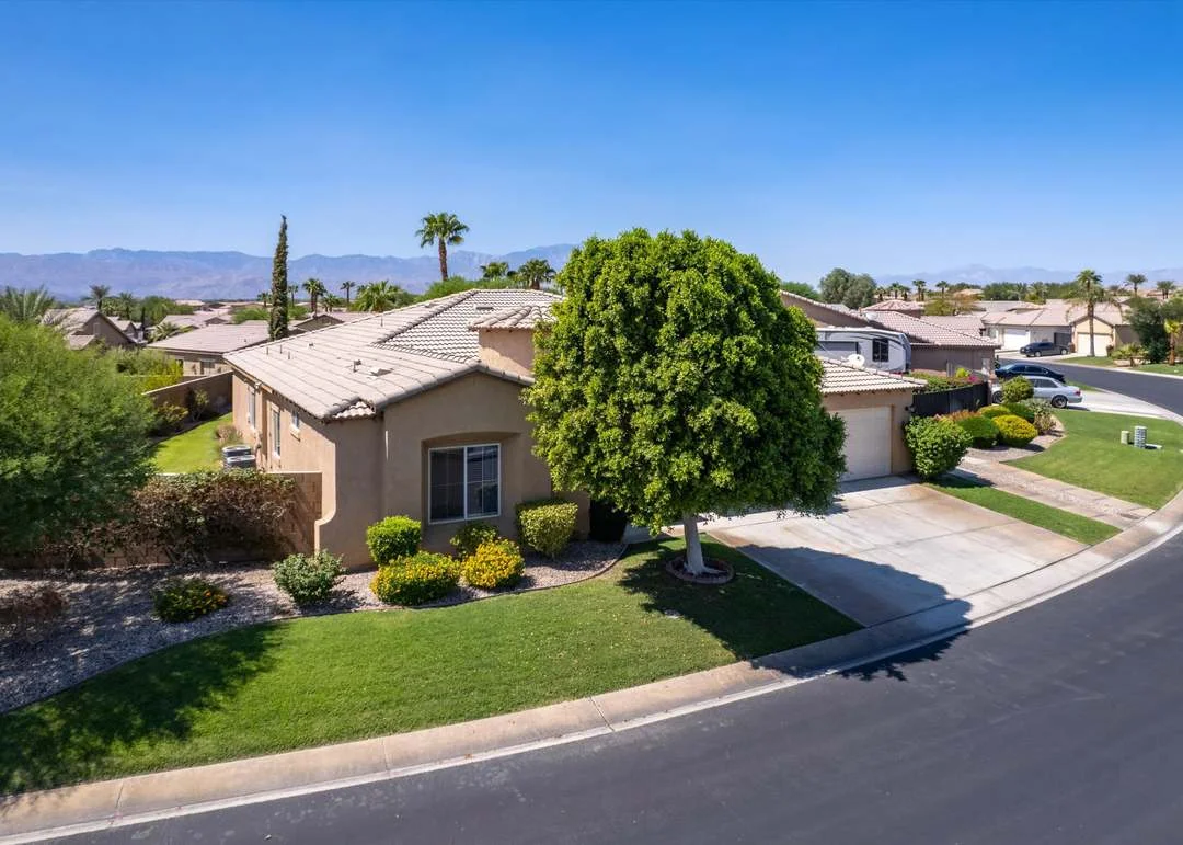 dry cleaning in Carmel Mountain