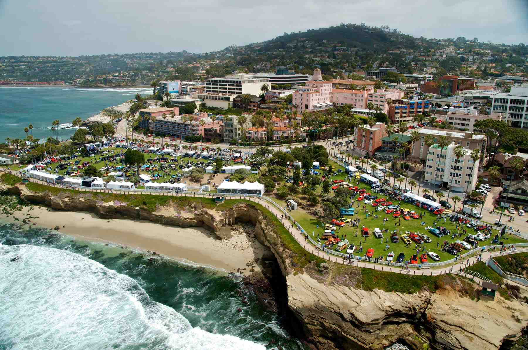 wash and fold in La Jolla